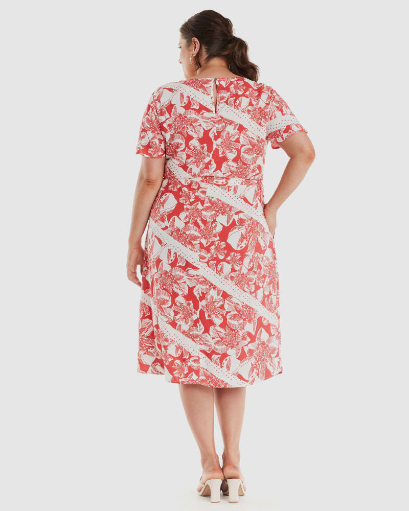 Plus size outlet shift dress australia